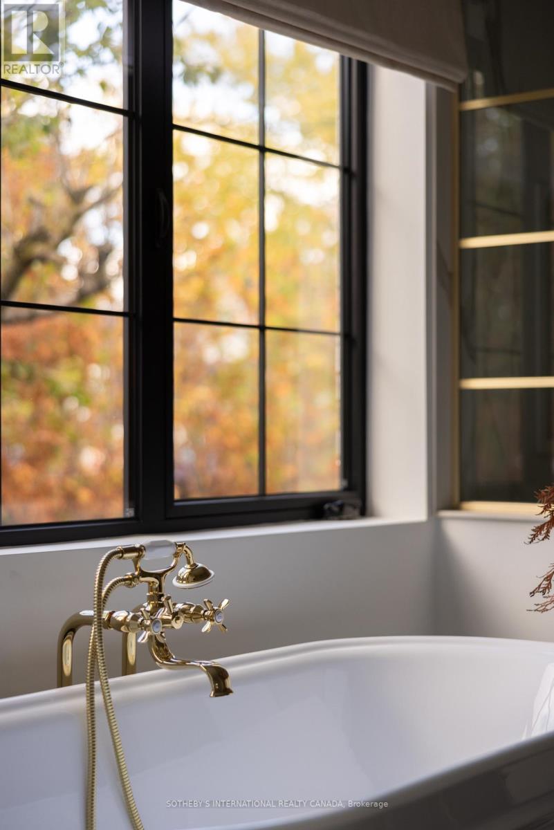 36 Rosemeade Avenue, Toronto, Ontario  M8Y 3A3 - Photo 26 - W12502514