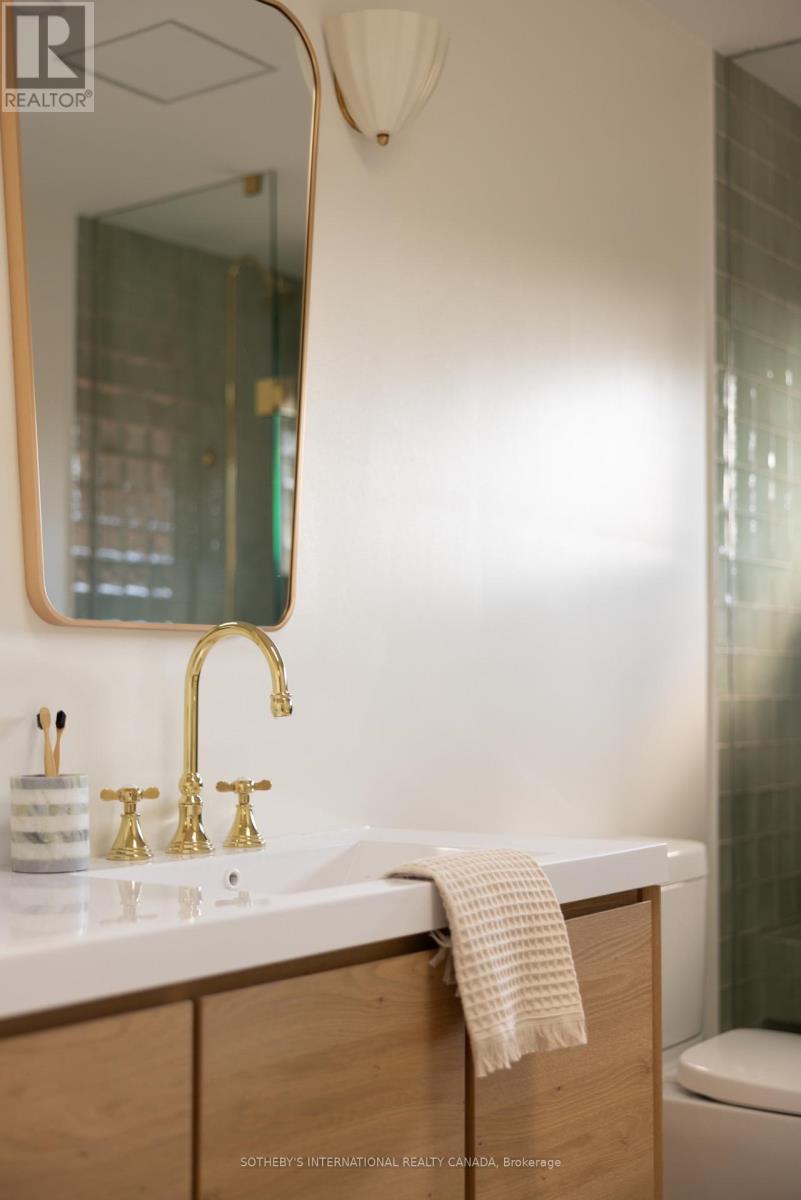 36 Rosemeade Avenue, Toronto, Ontario  M8Y 3A3 - Photo 36 - W12502514