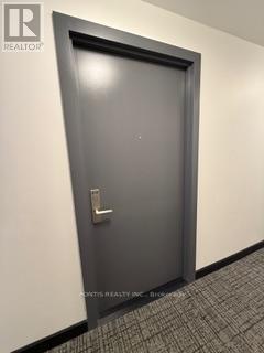 818 - 86 Dundas Street E, Mississauga, Ontario  L5A 0B1 - Photo 8 - W12502576