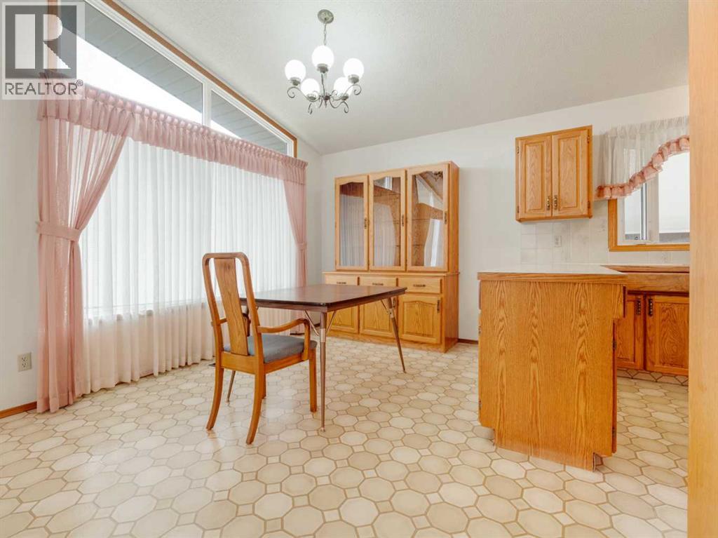 5906 55 Street, Taber, Alberta  T1G 1K3 - Photo 9 - A2264587