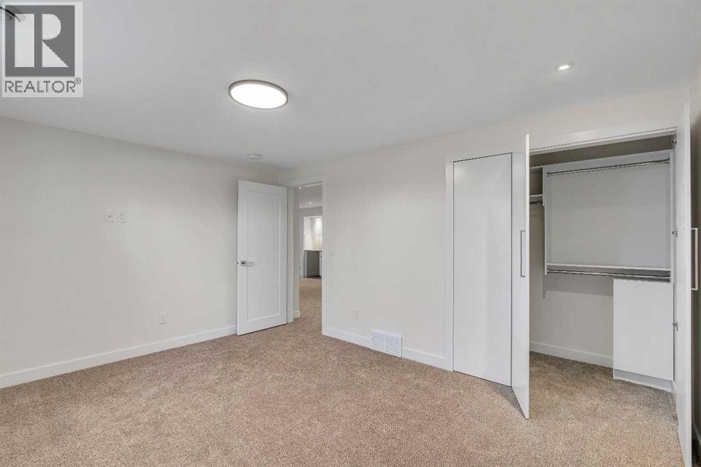 10704 Oakfield Drive Sw, Calgary, Alberta T2W 2C9 - Photo 38 - A2242097