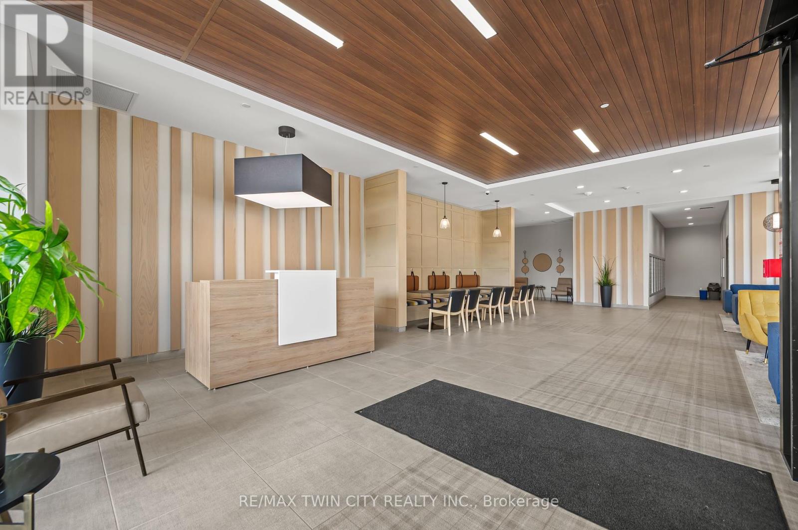 2305 - 108 Garment Street, Kitchener, Ontario  N2G 2B3 - Photo 6 - X12232946