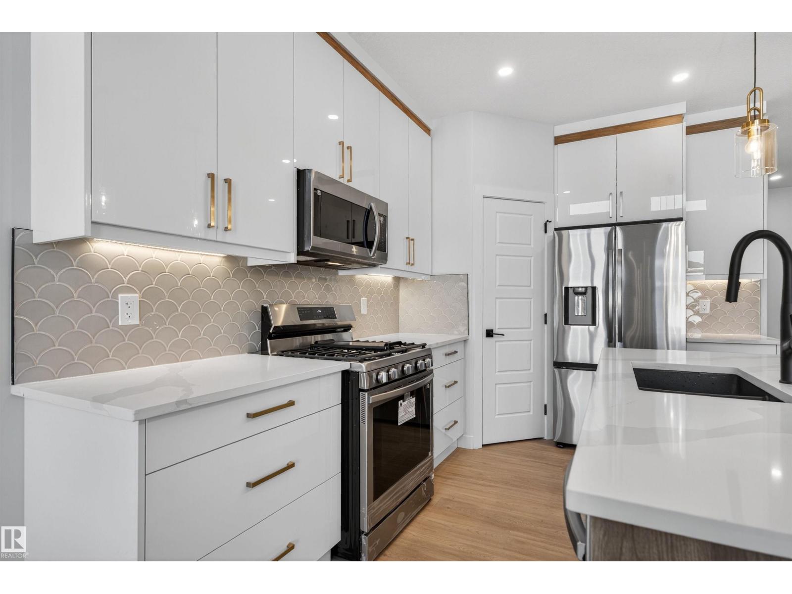 17 Hull Wd, Spruce Grove, Alberta  T7X 0X5 - Photo 6 - E4464402