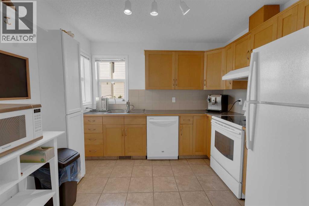 19, 200 Hidden Hills Terrace Nw, Calgary, Alberta  T3A 6E8 - Photo 9 - A2252117