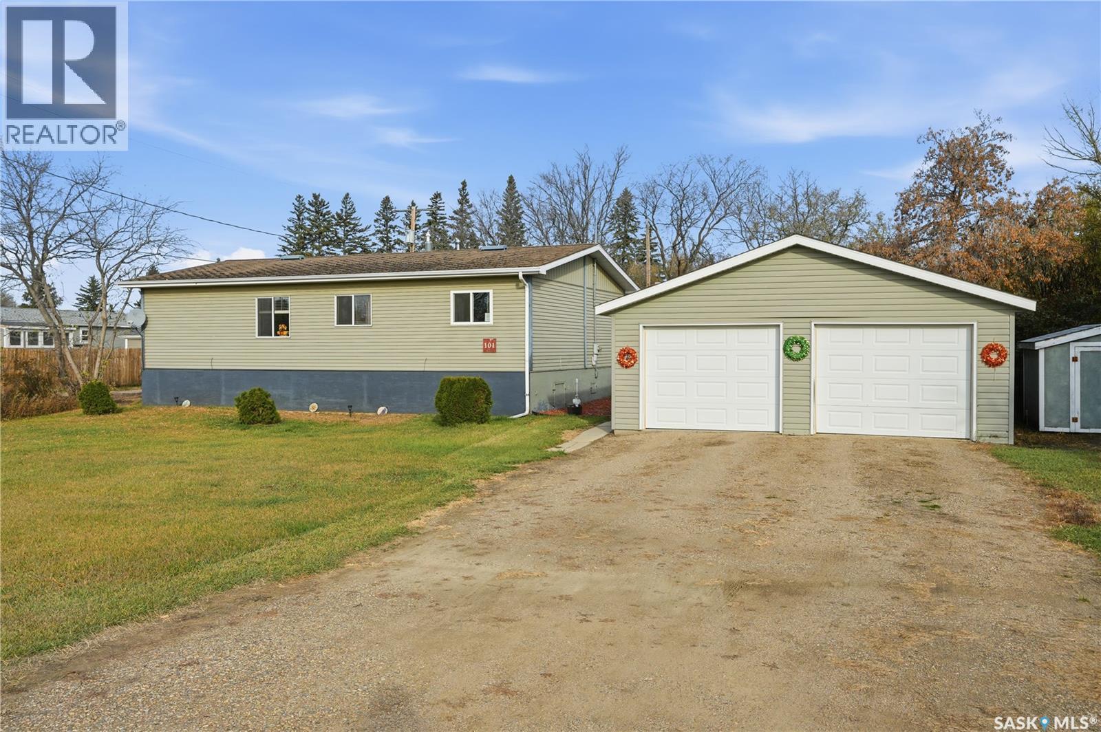 101 3rd AVENUE S, Maymont, Saskatchewan