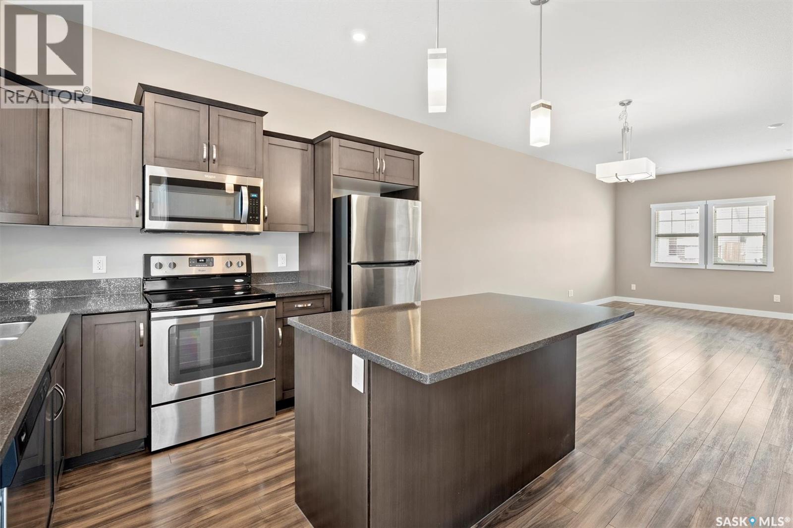 1216 Pringle Way, Saskatoon, Saskatchewan  S7T 0X5 - Photo 2 - SK022241