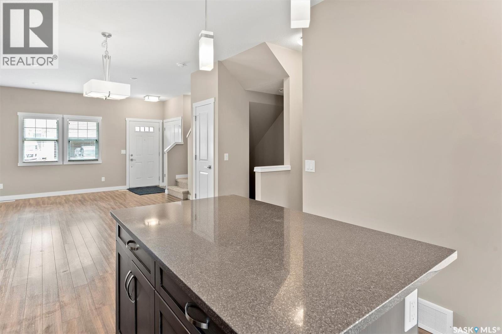 1216 Pringle Way, Saskatoon, Saskatchewan  S7T 0X5 - Photo 6 - SK022241