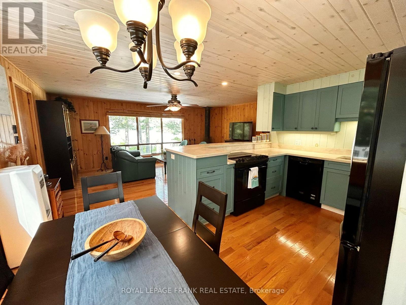 2295 Stony Lake Isl 17, North Kawartha, Ontario  K0L 2H0 - Photo 9 - X12156280