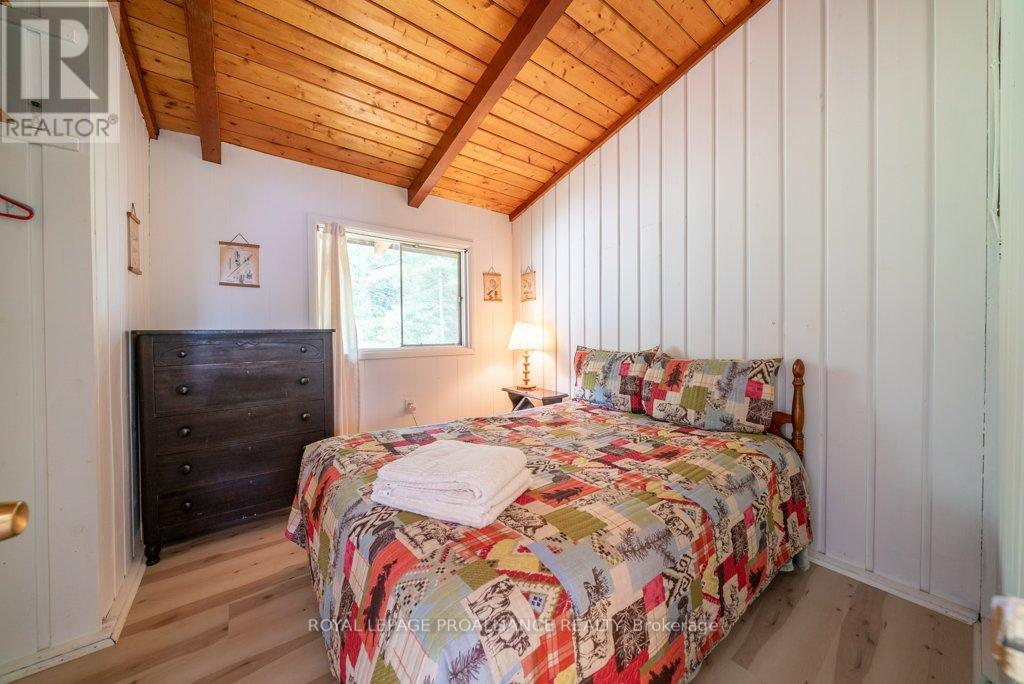 1056 A Glass Lane, North Frontenac, Ontario  K0H 1J0 - Photo 27 - X12300963