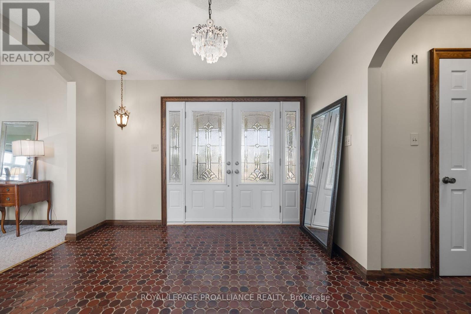 6864 Highway 62, Belleville, Ontario  K8N 0L7 - Photo 4 - X12236812