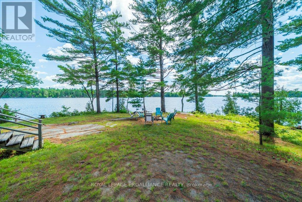 1056 A Glass Lane, North Frontenac, Ontario  K0H 1J0 - Photo 11 - X12300963