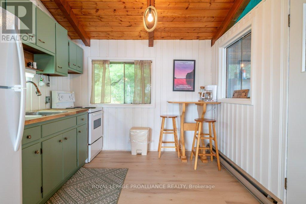 1056 A Glass Lane, North Frontenac, Ontario  K0H 1J0 - Photo 20 - X12300963