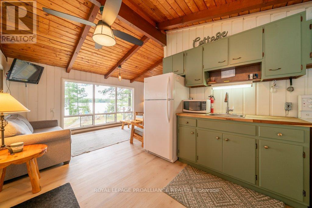 1056 A Glass Lane, North Frontenac, Ontario  K0H 1J0 - Photo 24 - X12300963