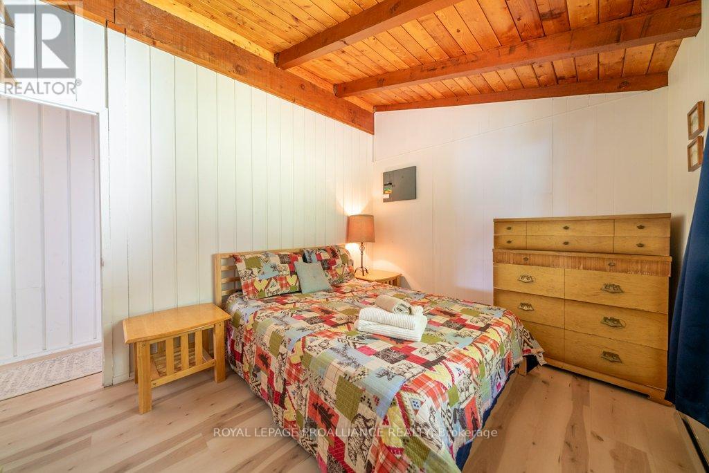 1056 A Glass Lane, North Frontenac, Ontario  K0H 1J0 - Photo 30 - X12300963