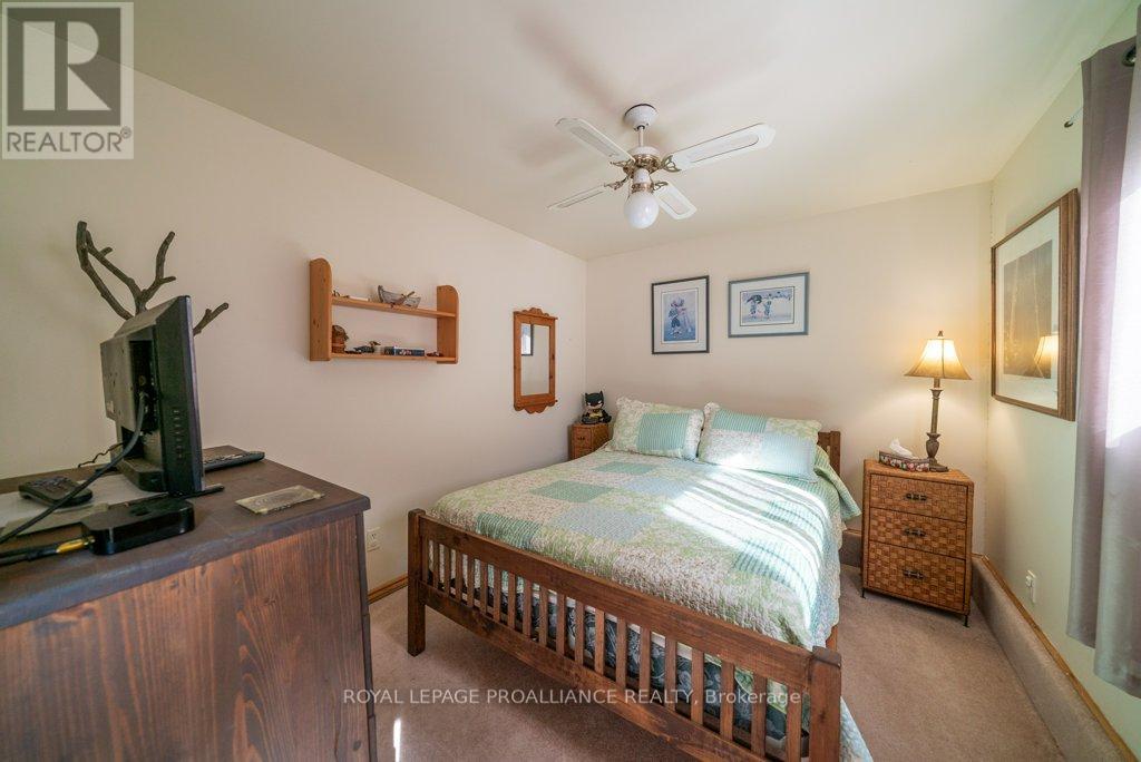 4325a Road 506, North Frontenac, Ontario  K0H 1K0 - Photo 25 - X12361182