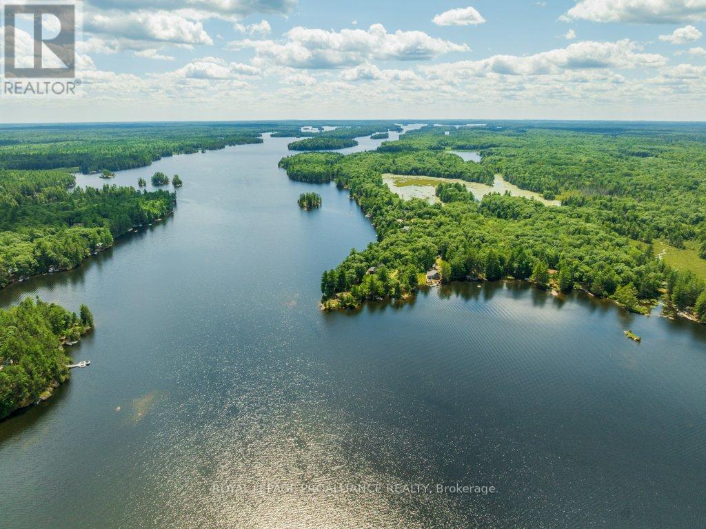 1056 A Glass Lane, North Frontenac, Ontario  K0H 1J0 - Photo 49 - X12300963