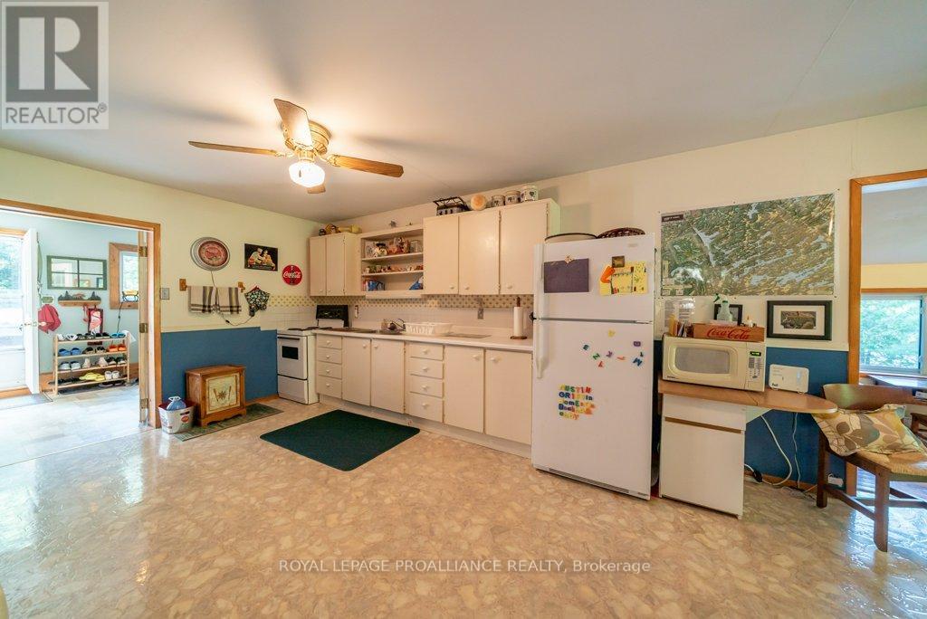 4325a Road 506, North Frontenac, Ontario  K0H 1K0 - Photo 11 - X12361182