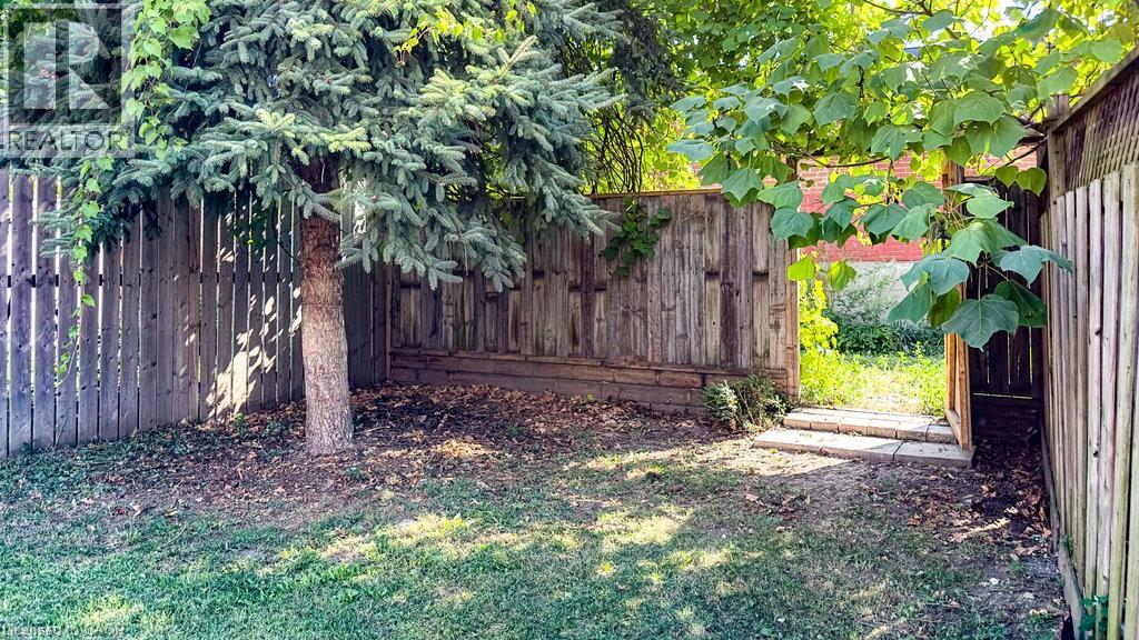 250 Avondale Street, Hamilton, Ontario  L8L 7C5 - Photo 20 - 40785137