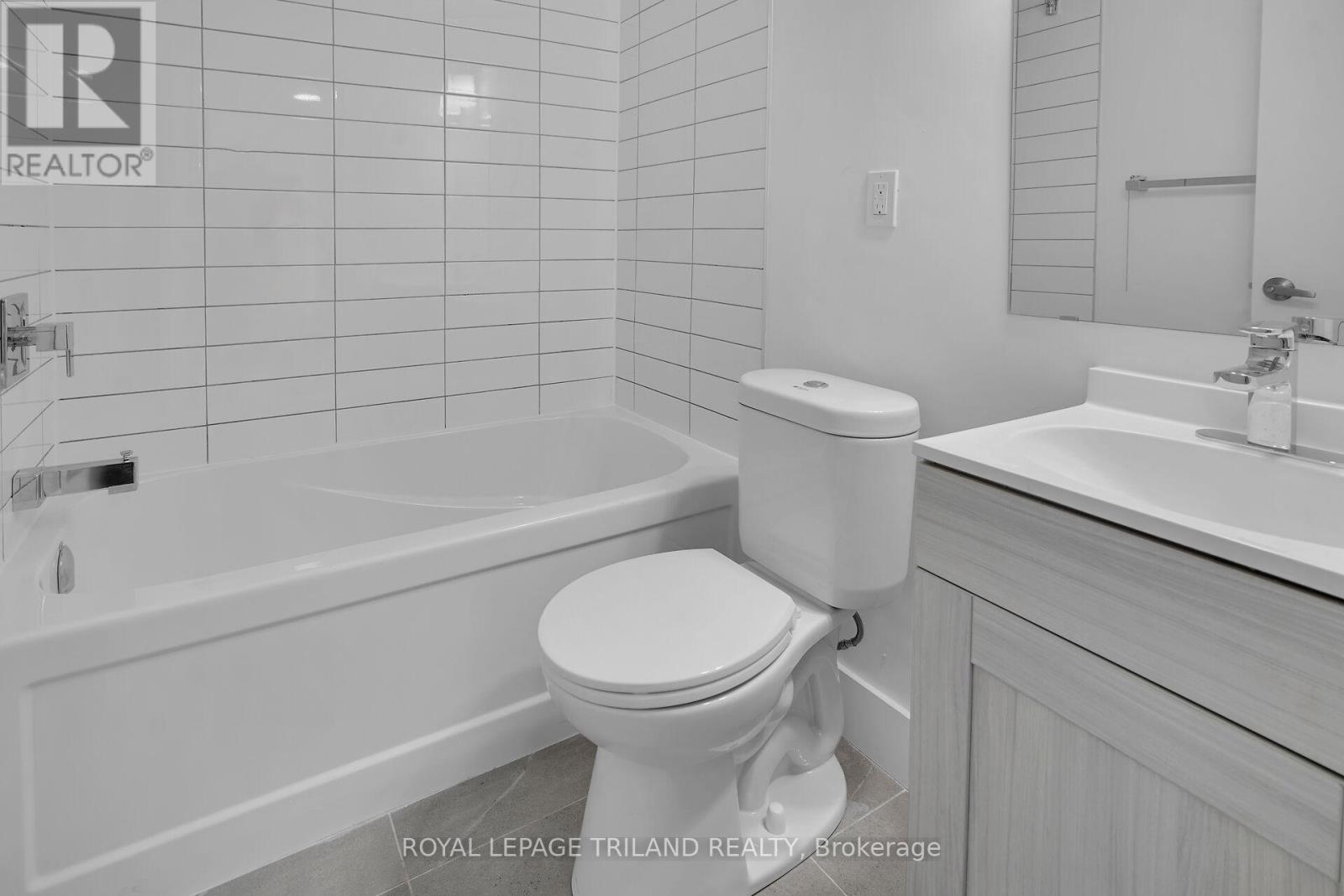 312 - 25 Orchard Street, London South, Ontario  N6J 2R4 - Photo 11 - X12125559