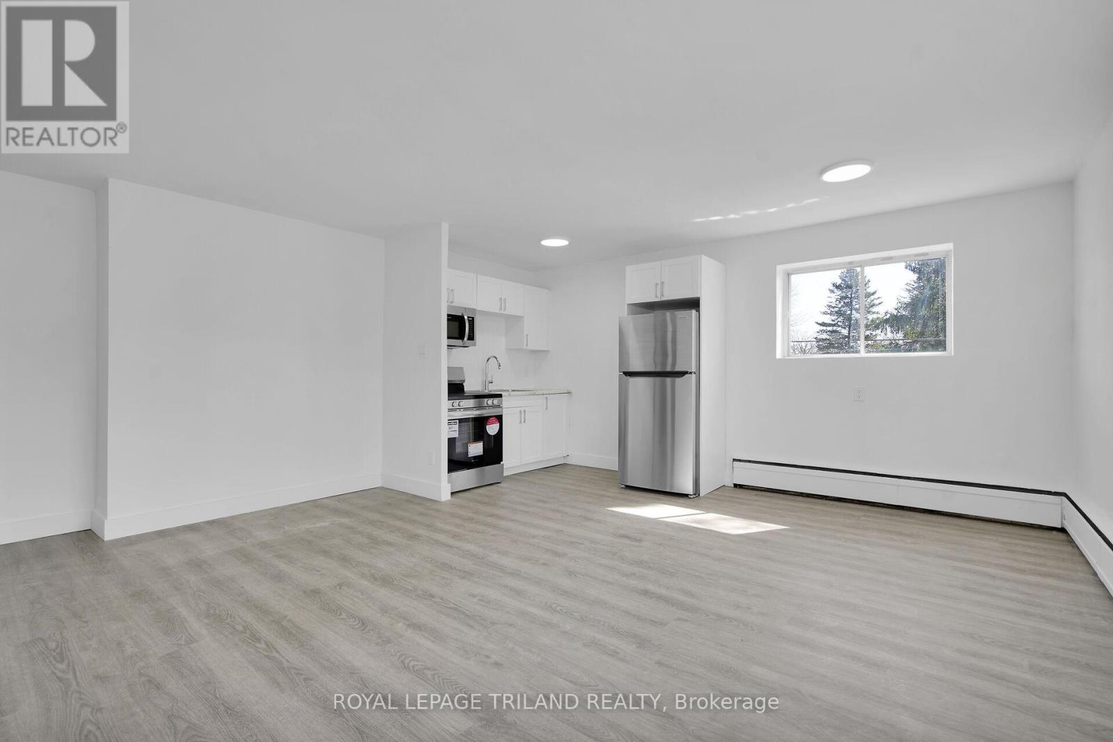 312 - 25 Orchard Street, London South, Ontario  N6J 2R4 - Photo 3 - X12125559