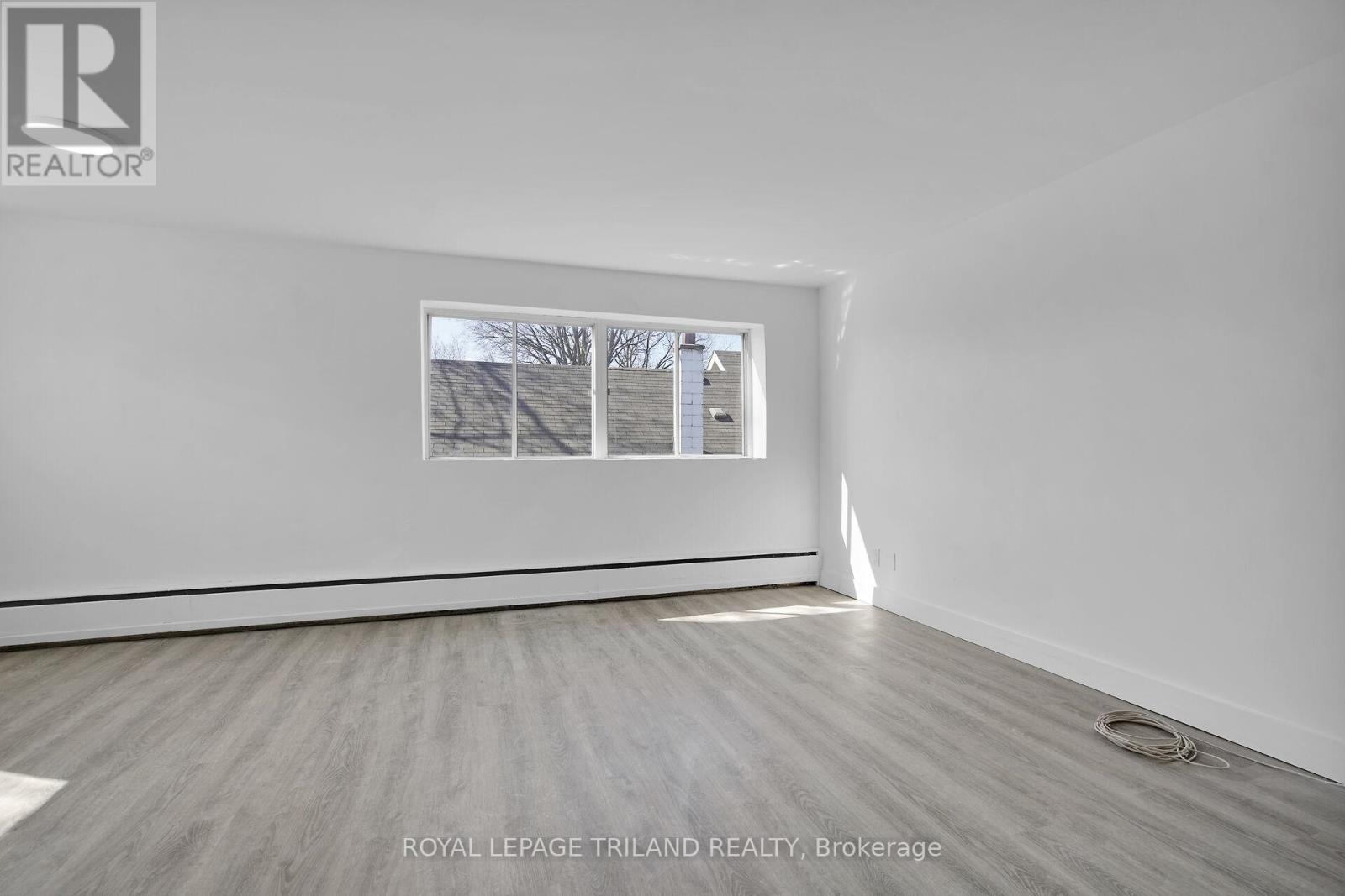 312 - 25 Orchard Street, London South, Ontario  N6J 2R4 - Photo 2 - X12125559