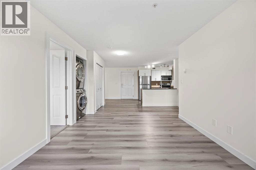 304, 7110 80 Avenue Ne, Calgary, Alberta  T3J 0B5 - Photo 4 - A2243679