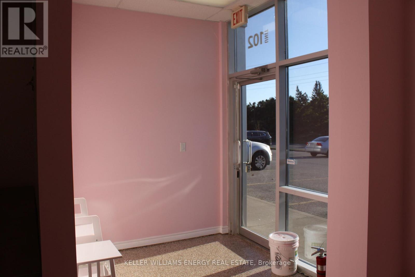 102 - 1143 Wentworth Street W, Oshawa (Stevenson), Ontario  L1J 8P7 - Photo 4 - E12502966