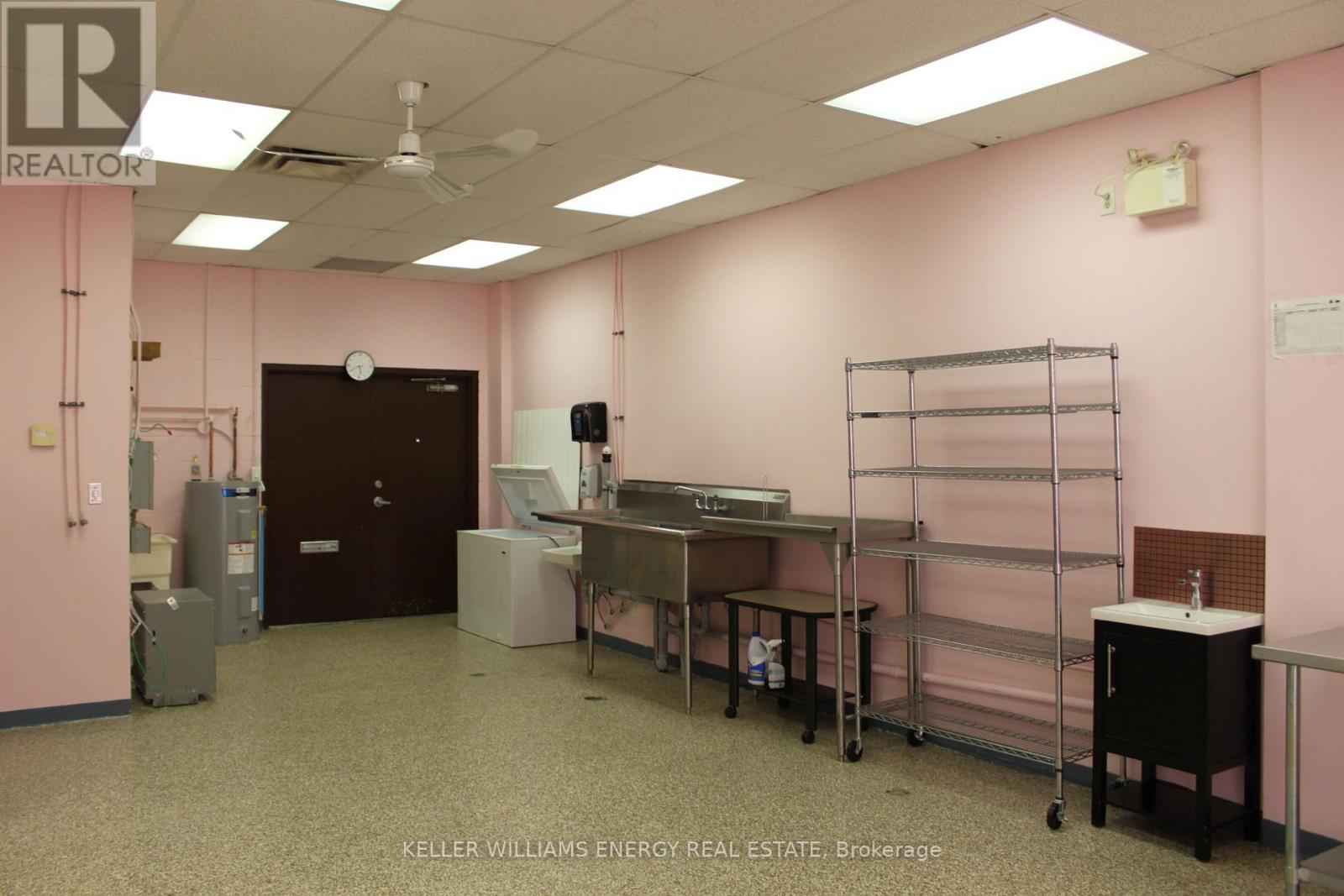 102 - 1143 Wentworth Street W, Oshawa (Stevenson), Ontario  L1J 8P7 - Photo 9 - E12502966