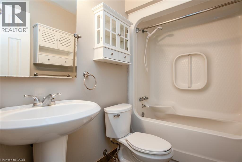 331 Northlake Drive Unit# 10, Waterloo, Ontario  N2V 1Z1 - Photo 15 - 40751457