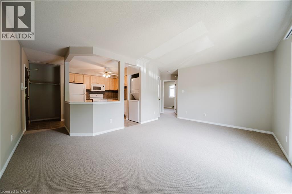 331 Northlake Drive Unit# 10, Waterloo, Ontario  N2V 1Z1 - Photo 11 - 40751457