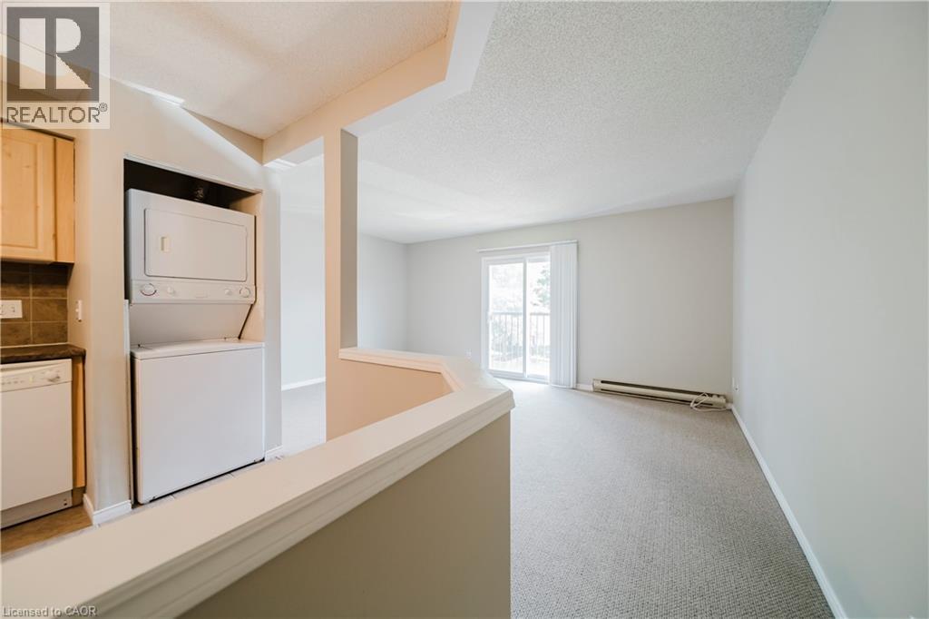 331 Northlake Drive Unit# 10, Waterloo, Ontario  N2V 1Z1 - Photo 7 - 40751457