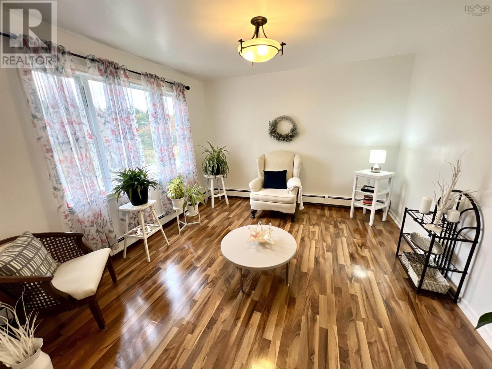 60 Crestdale Drive, Sydney Forks, Nova Scotia  B1L 1A1 - Photo 13 - 202525977