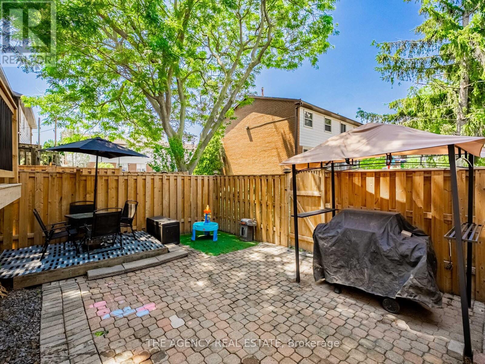 4 - 2445 Homelands Drive, Mississauga (Sheridan), Ontario  L5K 2C6 - Photo 26 - W12503100