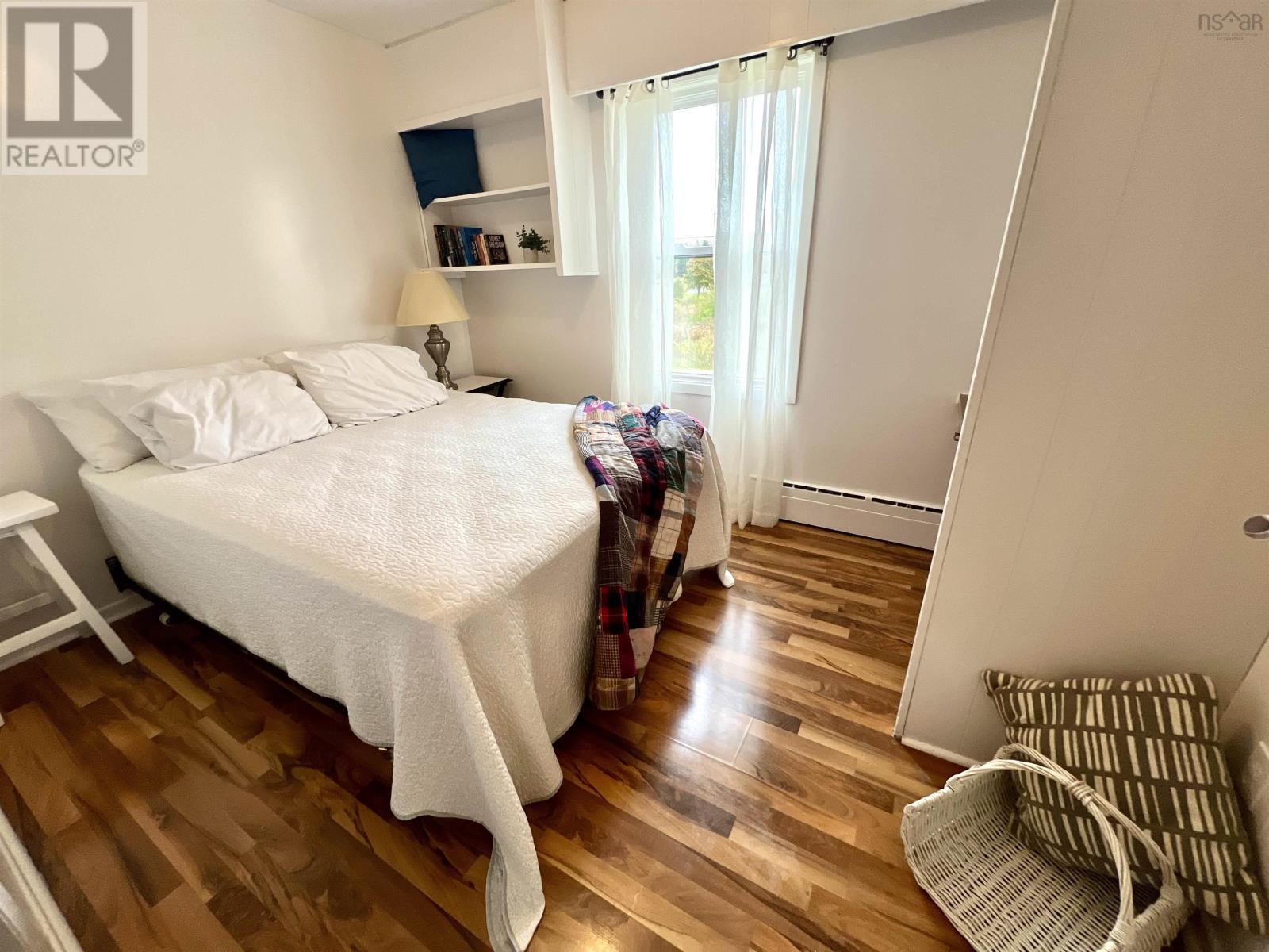 60 Crestdale Drive, Sydney Forks, Nova Scotia  B1L 1A1 - Photo 17 - 202525977