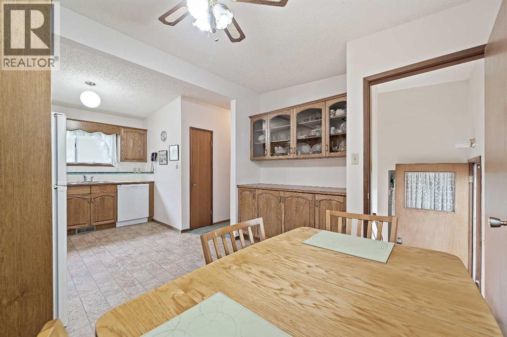 2528 17a Street Nw, Calgary, Alberta  T2M 3S6 - Photo 12 - A2252209