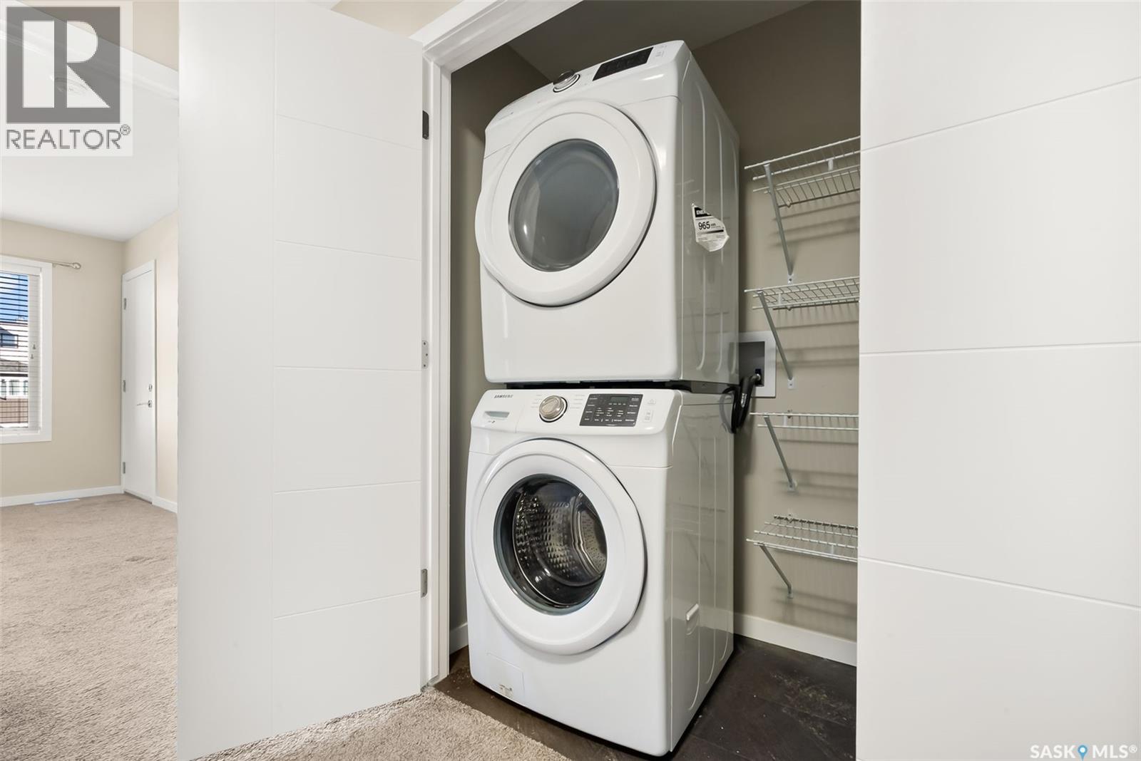 3917 James Hill Road, Regina, Saskatchewan  S4W 0N8 - Photo 23 - SK020064