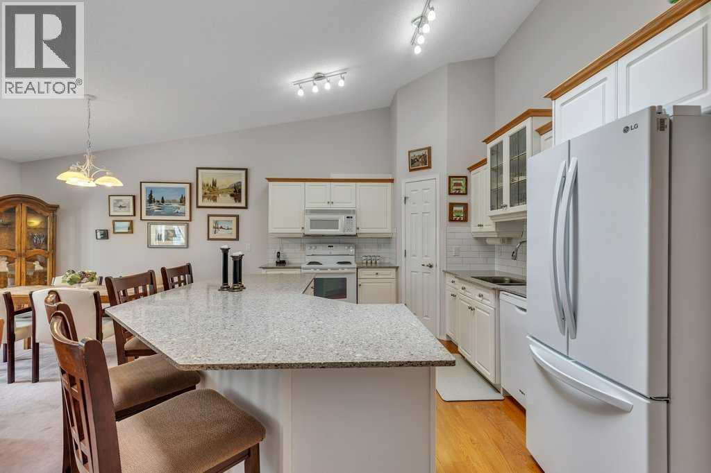 180 Valley Ridge Heights Nw, Calgary, Alberta  T3B 5T3 - Photo 22 - A2254188