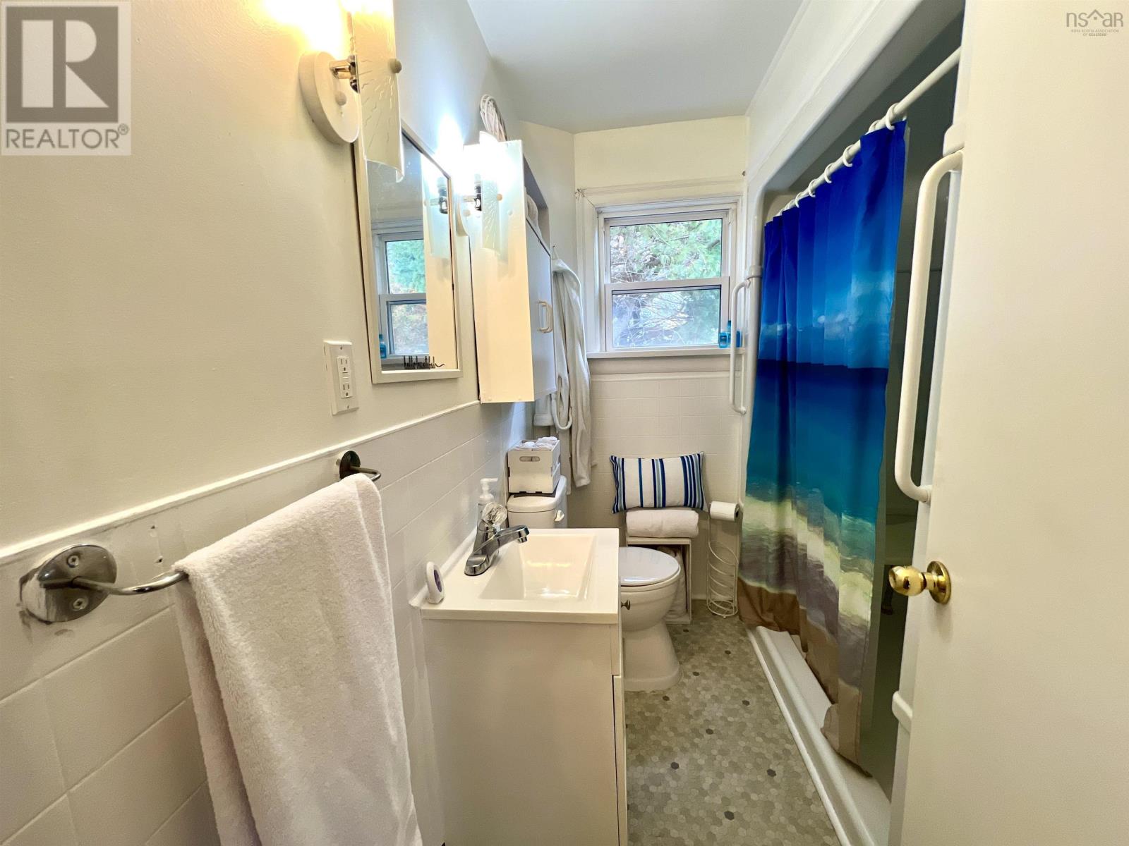 60 Crestdale Drive, Sydney Forks, Nova Scotia  B1L 1A1 - Photo 19 - 202525977