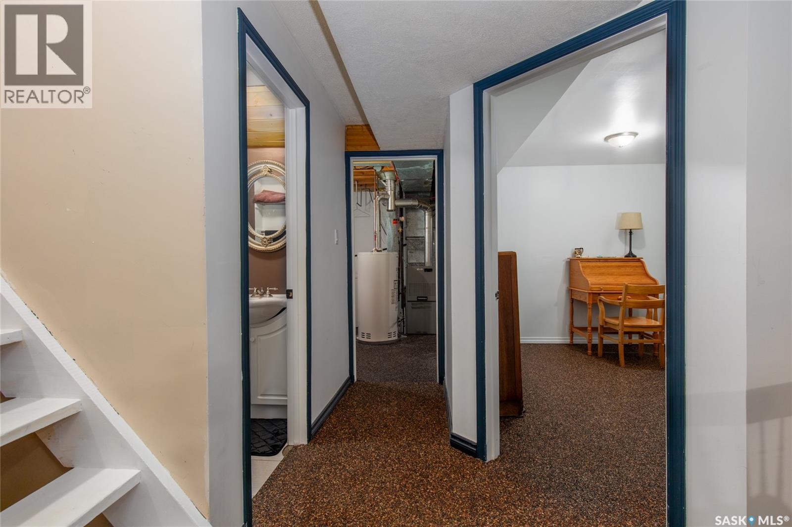 1443 Smith Street W, Moose Jaw, Saskatchewan  S6H 6W6 - Photo 34 - SK022243