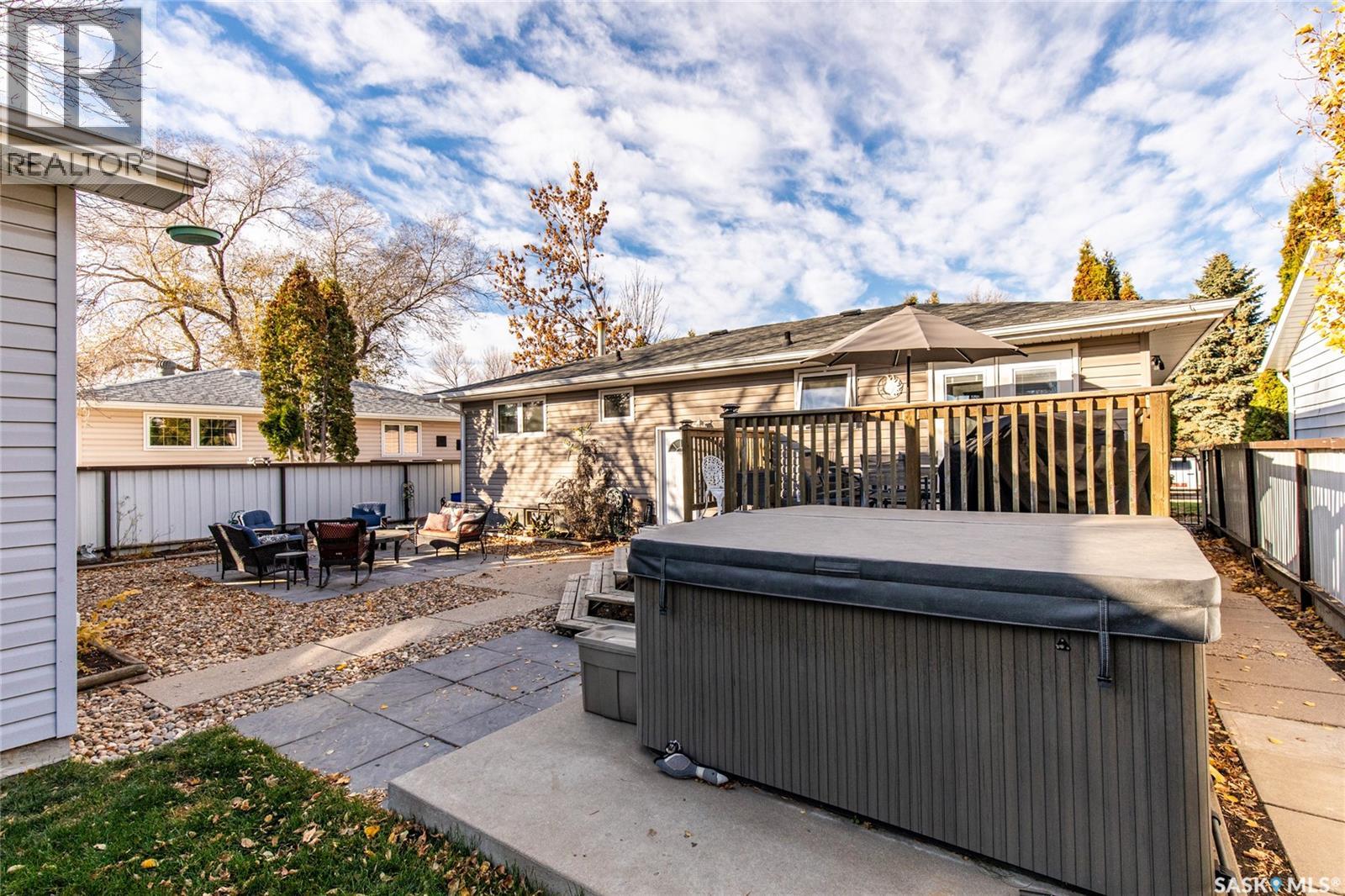 1443 Smith Street W, Moose Jaw, Saskatchewan  S6H 6W6 - Photo 39 - SK022243