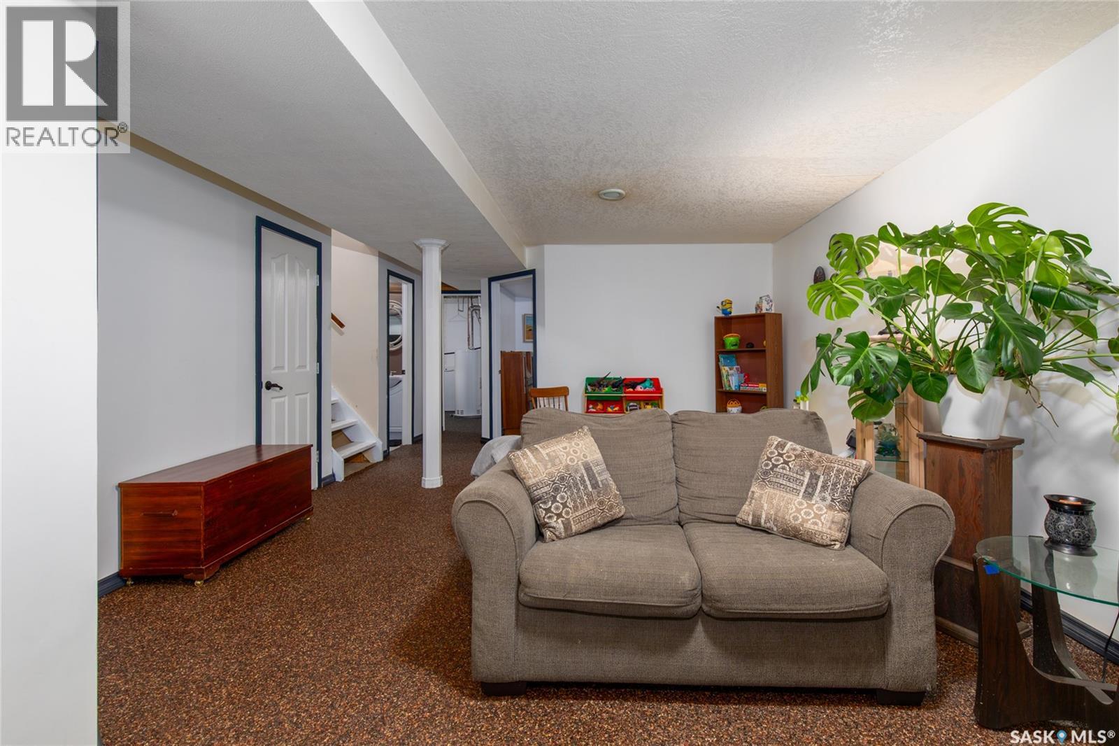 1443 Smith Street W, Moose Jaw, Saskatchewan  S6H 6W6 - Photo 32 - SK022243