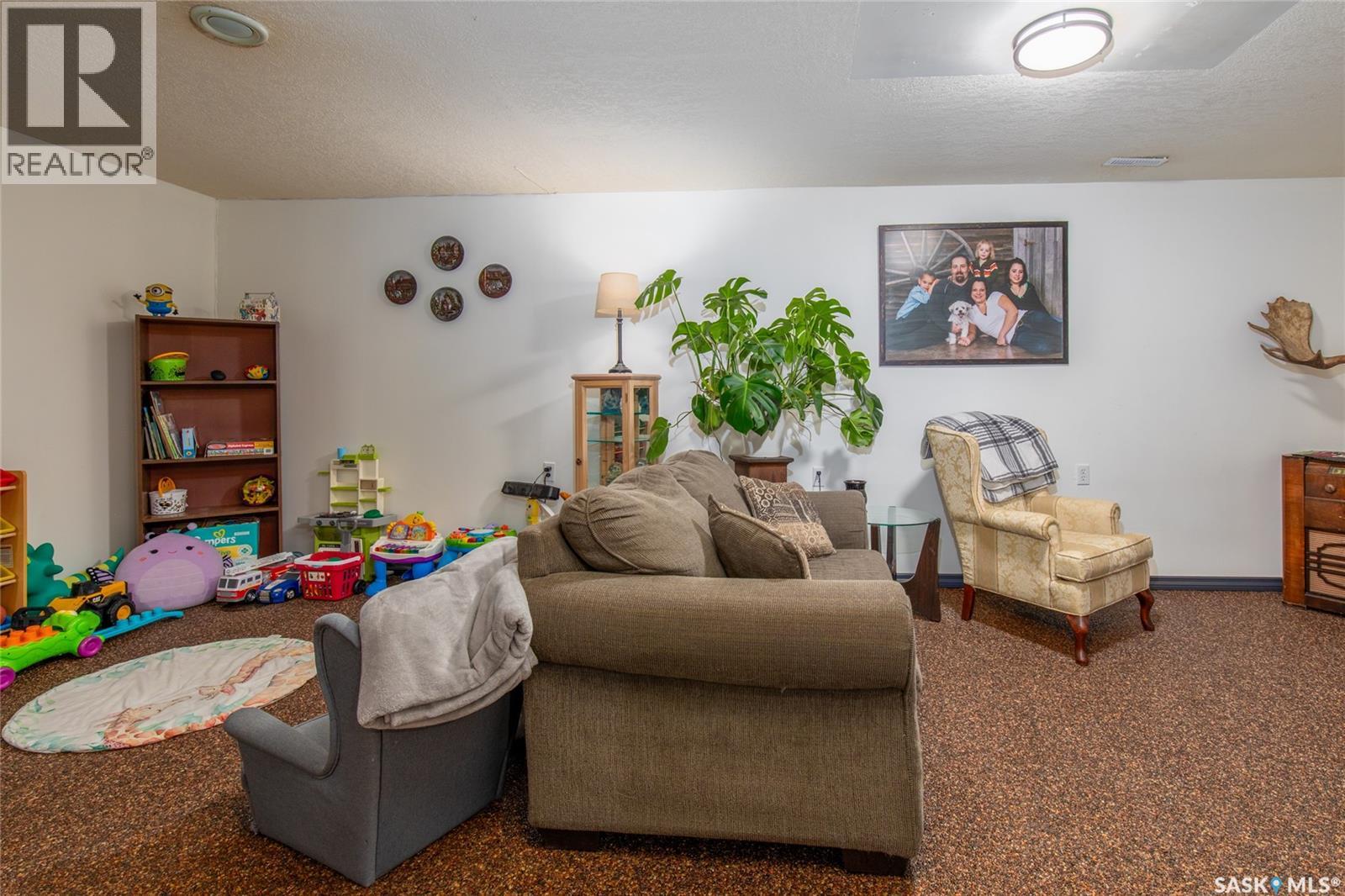 1443 Smith Street W, Moose Jaw, Saskatchewan  S6H 6W6 - Photo 31 - SK022243