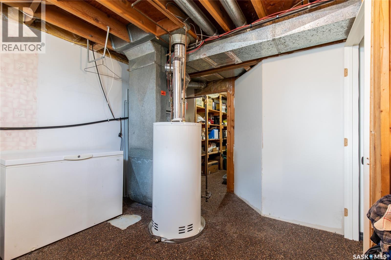 1443 Smith Street W, Moose Jaw, Saskatchewan  S6H 6W6 - Photo 38 - SK022243