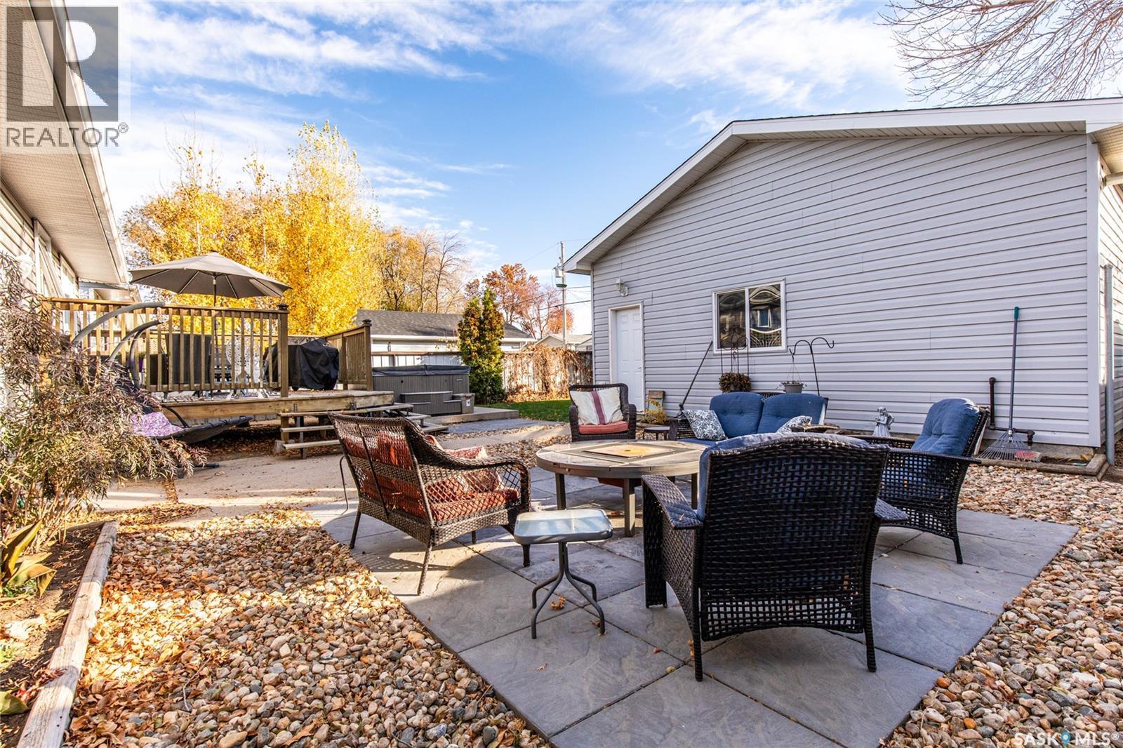 1443 Smith Street W, Moose Jaw, Saskatchewan  S6H 6W6 - Photo 45 - SK022243