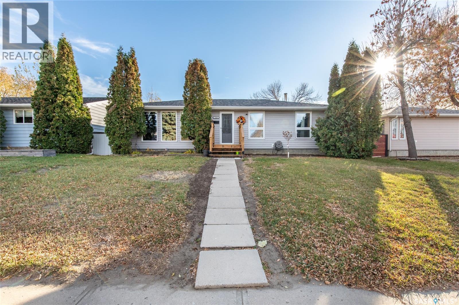 1443 Smith Street W, Moose Jaw, Saskatchewan  S6H 6W6 - Photo 48 - SK022243