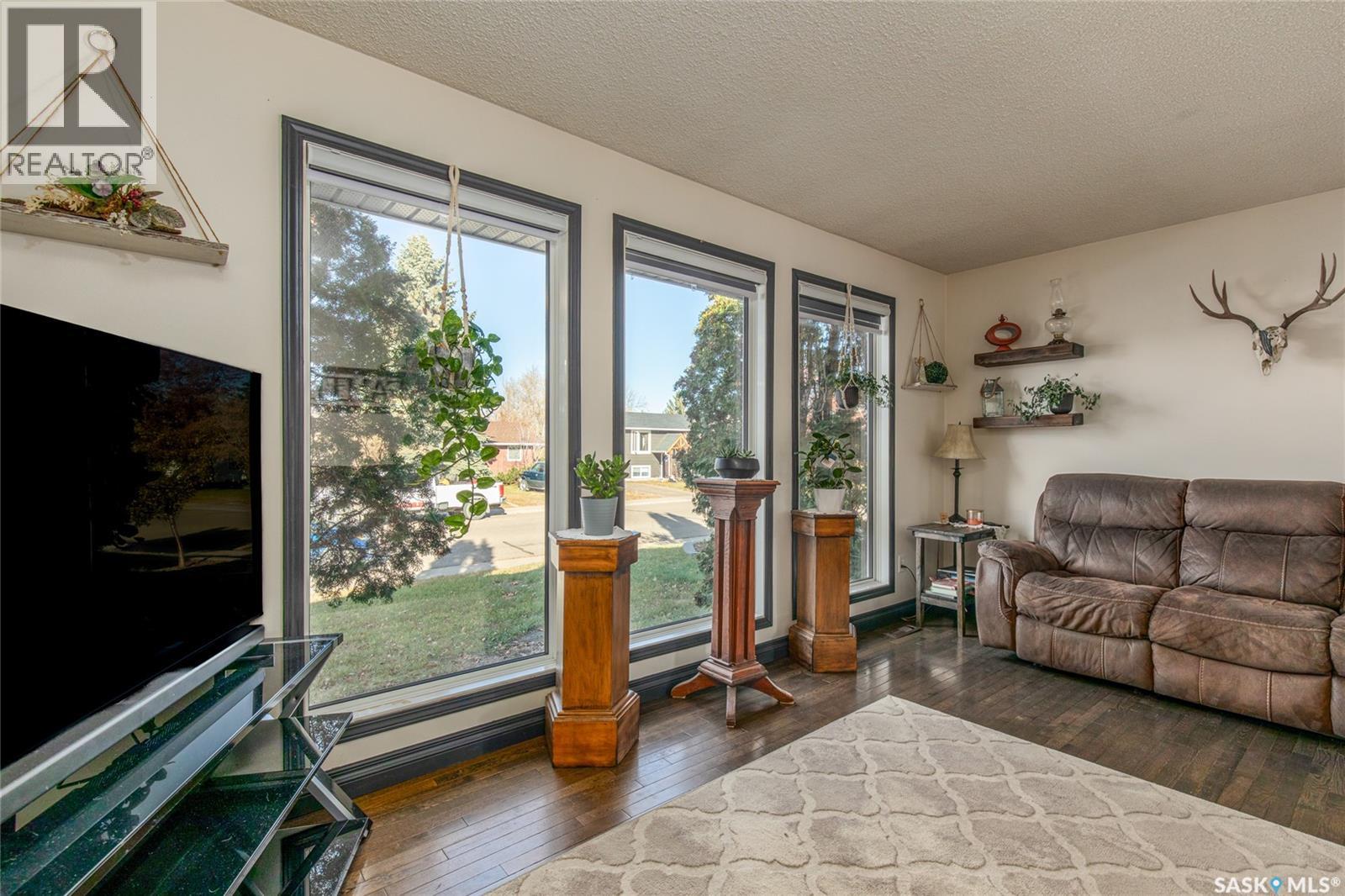 1443 Smith Street W, Moose Jaw, Saskatchewan  S6H 6W6 - Photo 8 - SK022243