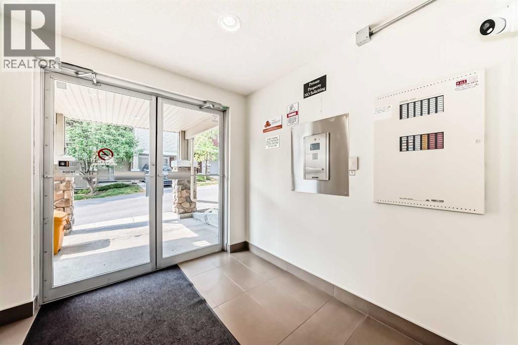 8106, 70 Panamount Drive Nw, Calgary, Alberta  T3K 6L7 - Photo 32 - A2255150