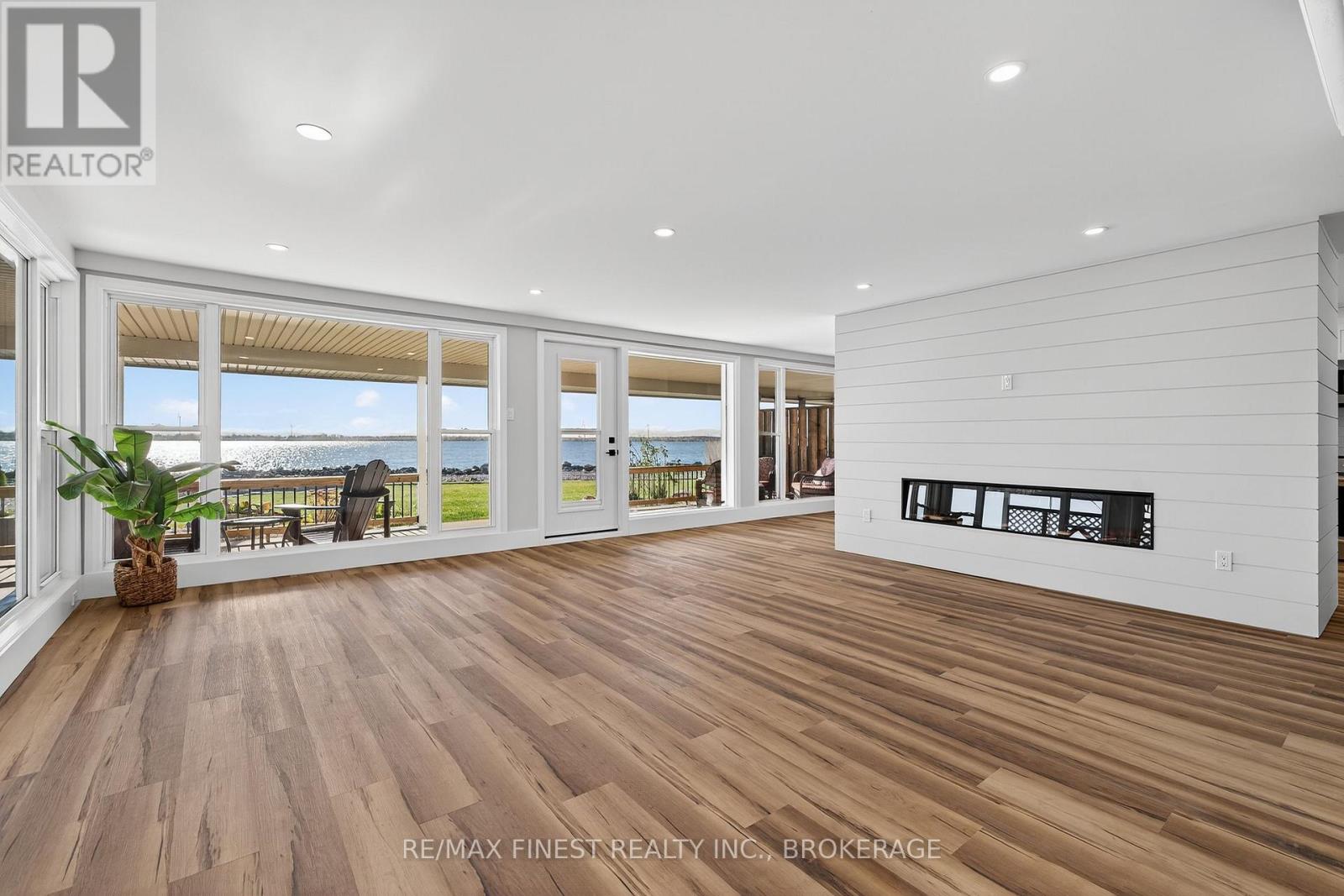 110 Bayshore Drive, Loyalist (Bath), Ontario  K0H 1G0 - Photo 9 - X12502896