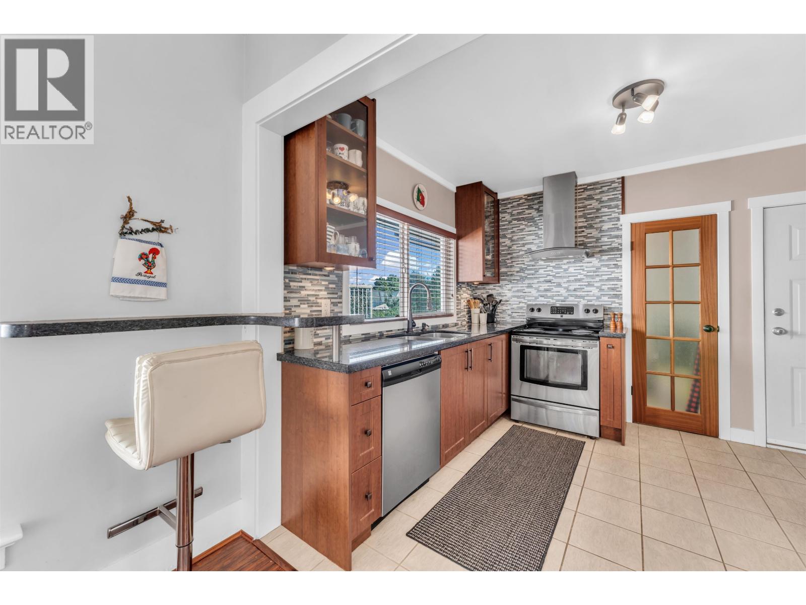 4160 St. Catherines Street, Vancouver, British Columbia  V5V 4L8 - Photo 8 - R3026674