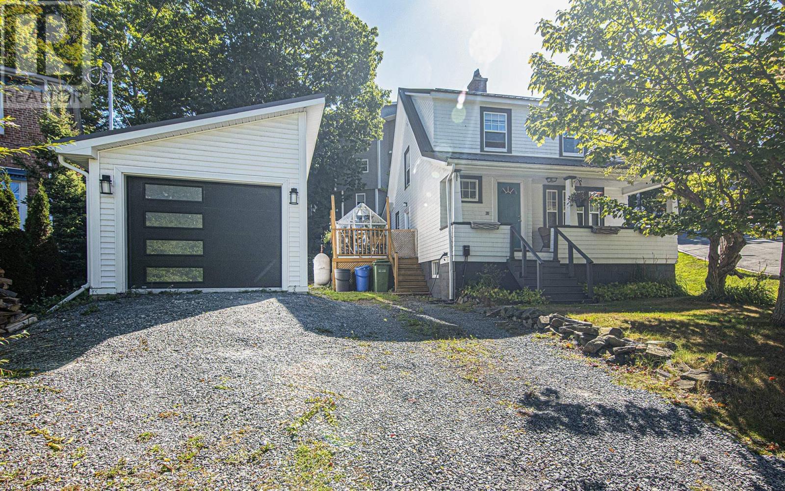 30 Woodbury Drive, Halifax, Nova Scotia